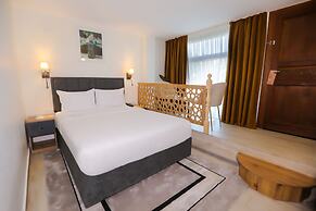 DEDEMAN VAN RESORT & AQUA