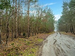 Comfortable Holiday Home With Garden