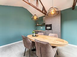 Comfortable Holiday Home With Garden