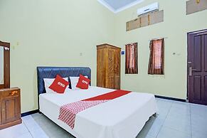 OYO Life 92321 Abiyan Villa Homestay Syariah