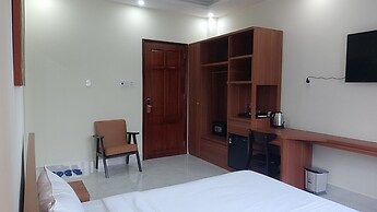 HOANG ANH CON DAO HOTEL