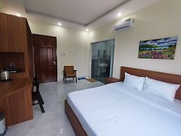 HOANG ANH CON DAO HOTEL