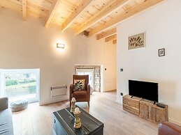 Spacious Holiday Home in Doische With Private Pool