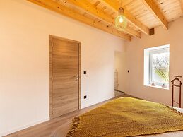 Spacious Holiday Home in Doische With Private Pool