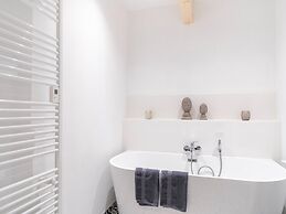 Spacious Holiday Home in Doische With Private Pool