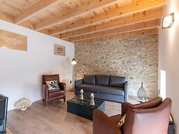 Spacious Holiday Home in Doische With Private Pool