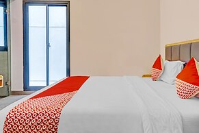 Super OYO Capital O 90635 Tango Juliet Residence