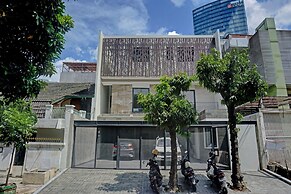 Super OYO Capital O 90635 Tango Juliet Residence