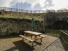 Aqueduct Cottage