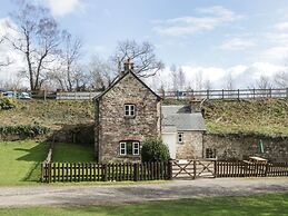 Aqueduct Cottage