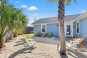 Pet Friendly Beach House ALL NEW Tastefully Remodeled w Golf Cart Incl