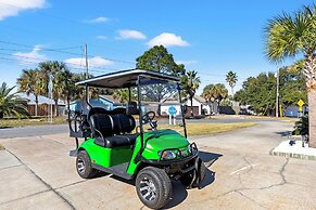 Pet Friendly Beach House ALL NEW Tastefully Remodeled w Golf Cart Incl