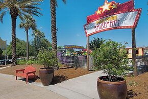 Pet Friendly Beach House ALL NEW Tastefully Remodeled w Golf Cart Incl