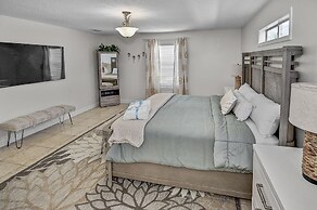 Pet Friendly Beach House ALL NEW Tastefully Remodeled w Golf Cart Incl