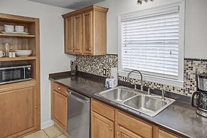 Pet Friendly Beach House ALL NEW Tastefully Remodeled w Golf Cart Incl
