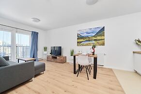 Modern Elegance Apartment by Renters