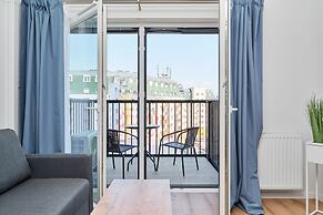 Modern Elegance Apartment by Renters