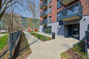 Modern Elegance Apartment by Renters