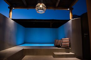 Terra Nera Suites Santorini