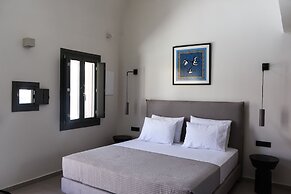 Terra Nera Suites Santorini