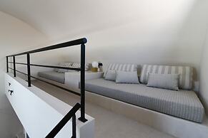 Terra Nera Suites Santorini