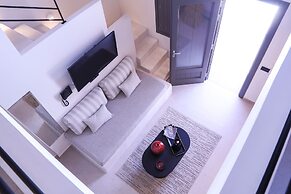 Terra Nera Suites Santorini