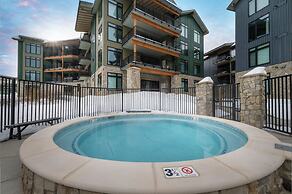 Ski Idlewild 1 Bedroom Condo by RedAwning