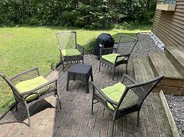 Lucky Charlie Lodge 3 Bedroom Home by Redawning
