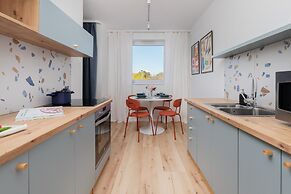 Retro Style Apartment by Renters
