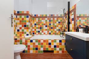 Retro Style Apartment by Renters