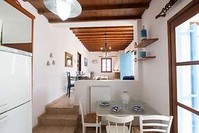 Elegance 2 Bedroom Escape in Psarou