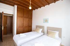 Elegance 2 Bedroom Escape in Psarou