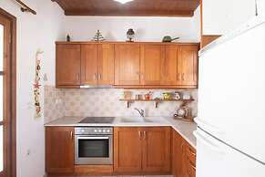 Elegance 2 Bedroom Escape in Psarou