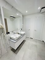 Central Boutique Hostel