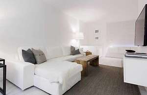 One of a Kind - Ocean View Luxury Condo