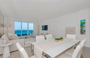 One of a Kind - Ocean View Luxury Condo