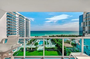 One of a Kind - Ocean View Luxury Condo
