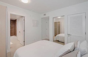 One of a Kind - Ocean View Luxury Condo