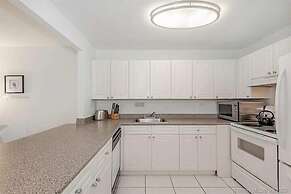 One of a Kind - Ocean View Luxury Condo