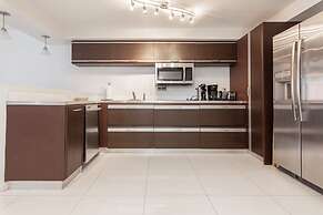 One of a Kind - Ocean View Luxury Condo