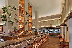 One of a Kind - Ocean View Luxury Condo