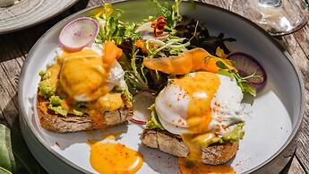 One of a Kind - Ocean View Luxury Condo