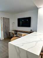 One of a Kind - Ocean View Luxury Condo