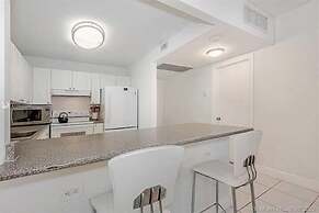 One of a Kind - Ocean View Luxury Condo