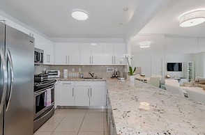 One of a Kind - Ocean View Luxury Condo