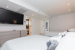 One of a Kind - Ocean View Luxury Condo