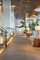 One of a Kind - Ocean View Luxury Condo