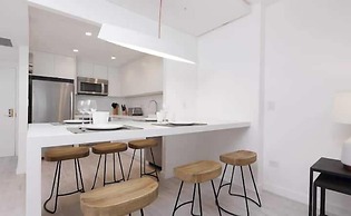 One of a Kind - Ocean View Luxury Condo