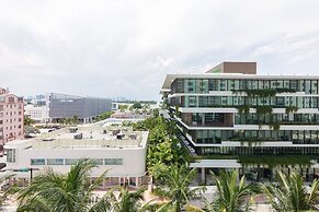 One of a Kind - Ocean View Luxury Condo