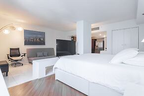 One of a Kind - Ocean View Luxury Condo